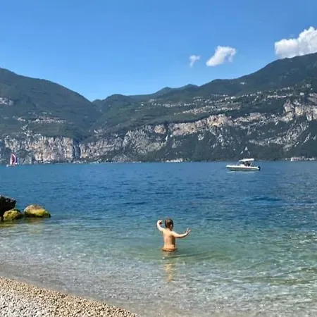 Con Vista Casa Gaspar Brenzone sul Garda